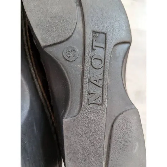 Naot Mule Slides Shoes women's size 37 (7) brown textured leather slip on