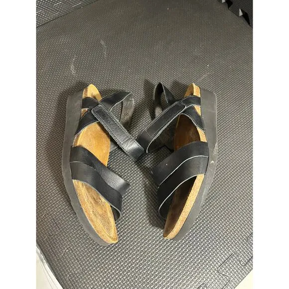 Naot Women's Kayla Wedge Sandal Black Shoes Size 38 US 7 Summer Leather