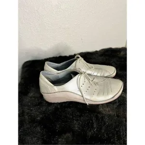 NAOT  Women's Kumara White Gold Lace-up Leather Sneaker Shoes Size 40 9.5