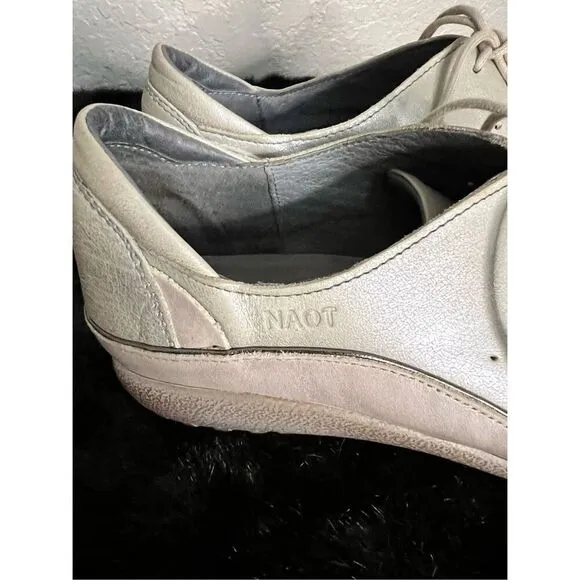 NAOT  Women's Kumara White Gold Lace-up Leather Sneaker Shoes Size 40 9.5
