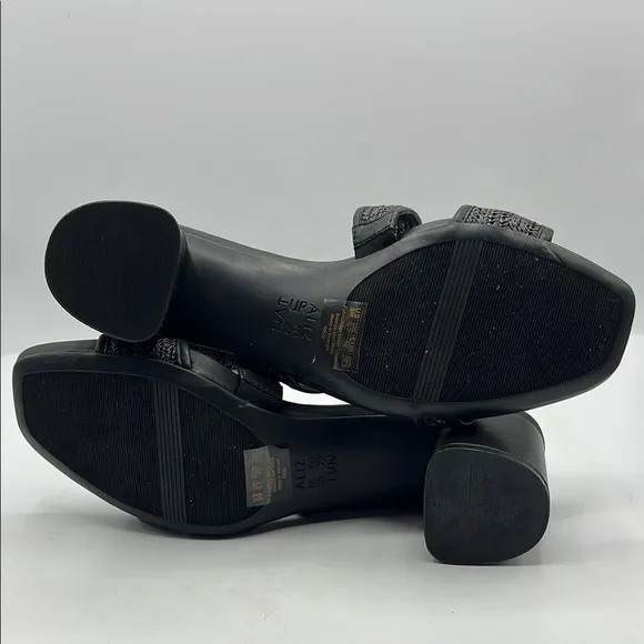 Naturalizer Sz 9 Inez 2 Black Heels with Chunky Block Heel NEW