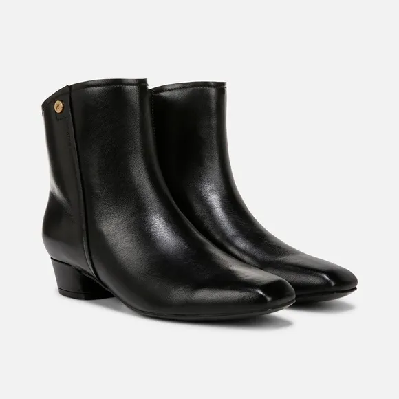 Naturalizer Women’s Raffee Bootie -8.M
