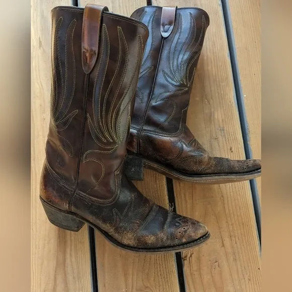 Neolite Man's Cowboy Boots, size 8C