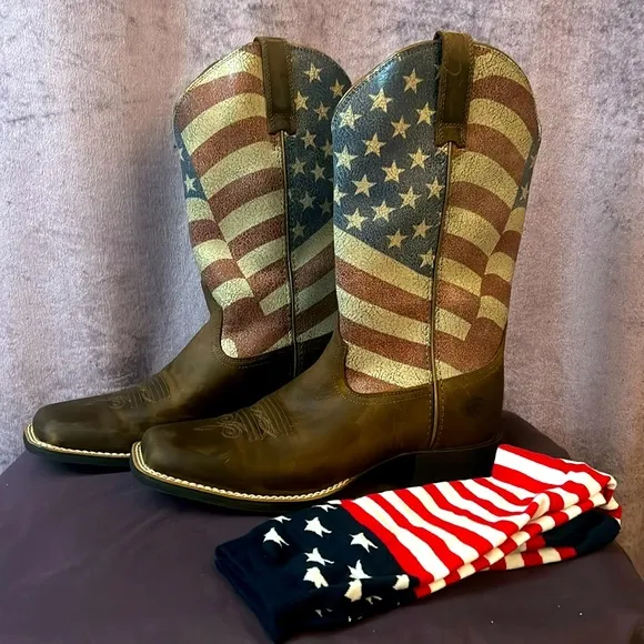 NEW ARIAT BOOTS FLAG BOOTS