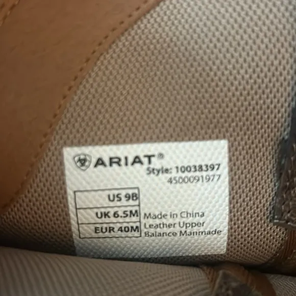 NEW ARIAT BOOTS FLAG BOOTS