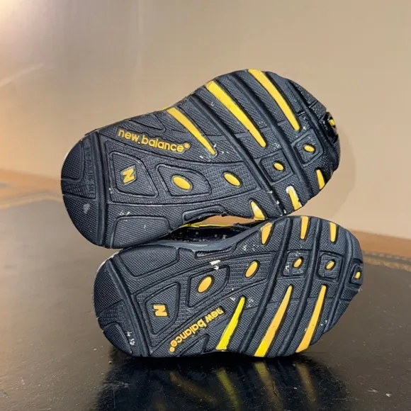 New Balance Black Grey Yellow Toddler Sneakers KNF50BYI Size 3C
