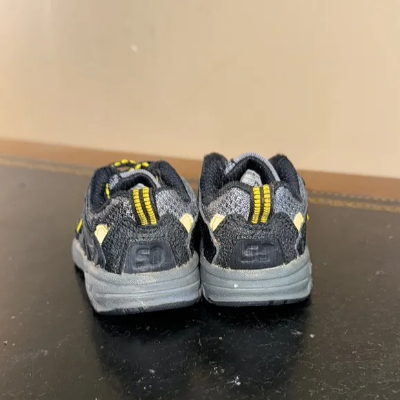 New Balance Black Grey Yellow Toddler Sneakers KNF50BYI Size 3C