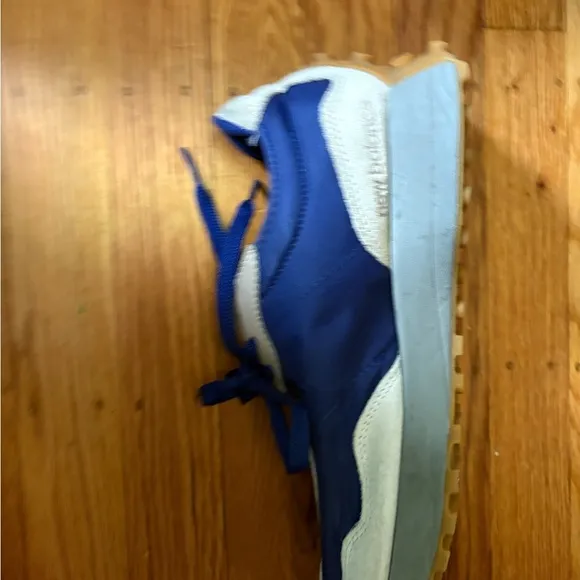 New Balance Intelligent Choice 327