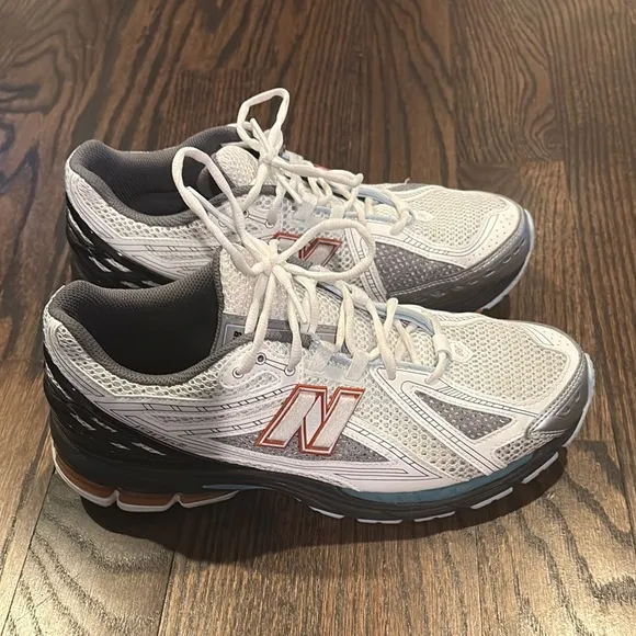New Balance Men’s 1906 Trainers White and Gray Running Shoes Size 10.5