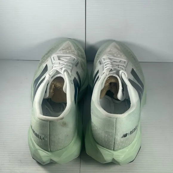 New balance rebel V4