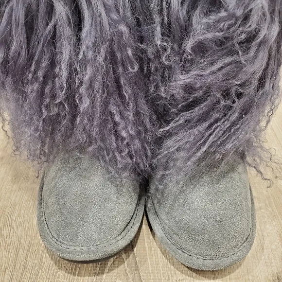 NEW Bearpaw Boo Shaggy Gray Purple Boots