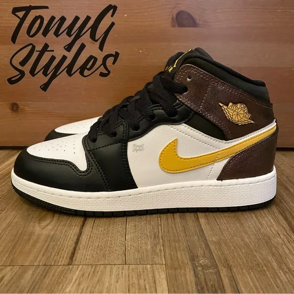 ✨NEW✨ CUSTOM AIR JORDAN 1 MID