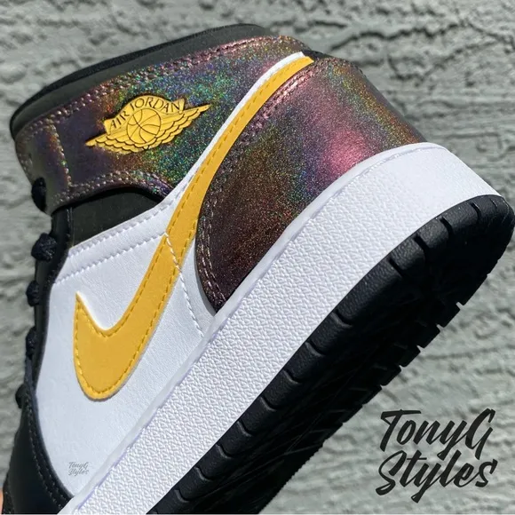 ✨NEW✨ CUSTOM AIR JORDAN 1 MID
