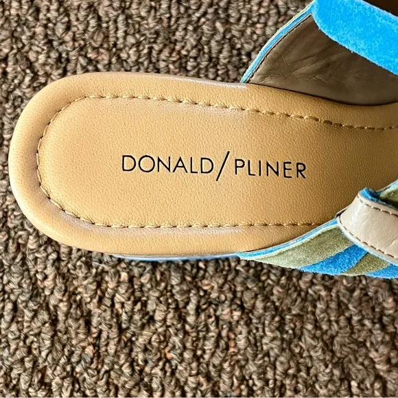 New Donald Pliner Valri suede platform wedge sandals Size 8