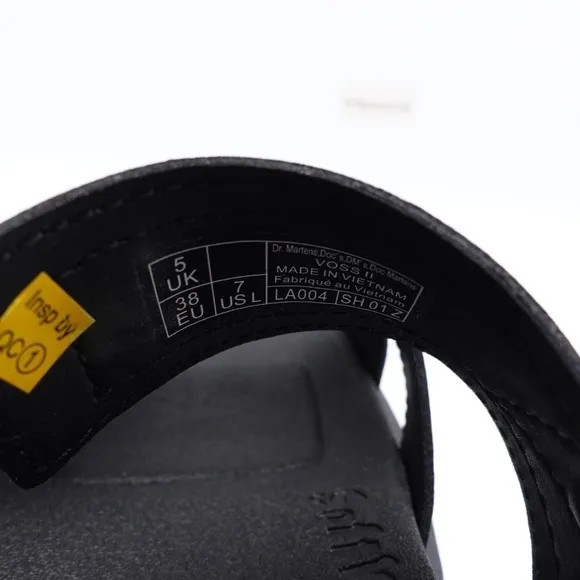 NEW Dr. Martens Voss II Platform Strappy Sandals 26799001