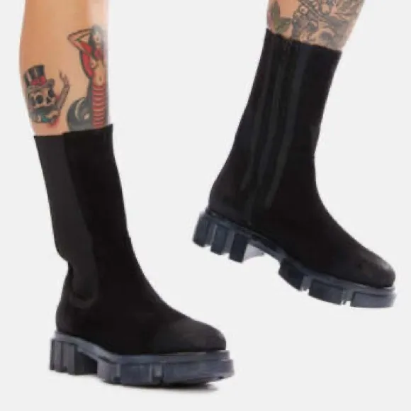 NEW Free People Brooks Chelsea Boots in Black Leather