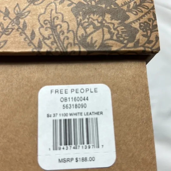 NEW Free people  james Chelsea heels boots shoes  in bone size 9
