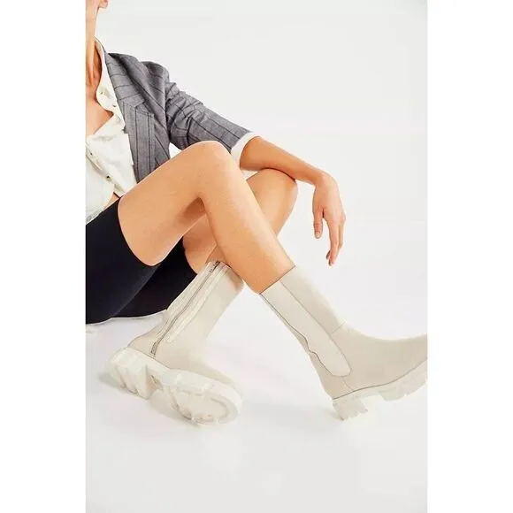 NEW FREE PEOPLE Sz 38 BROOKS CHELSEA BOOTS