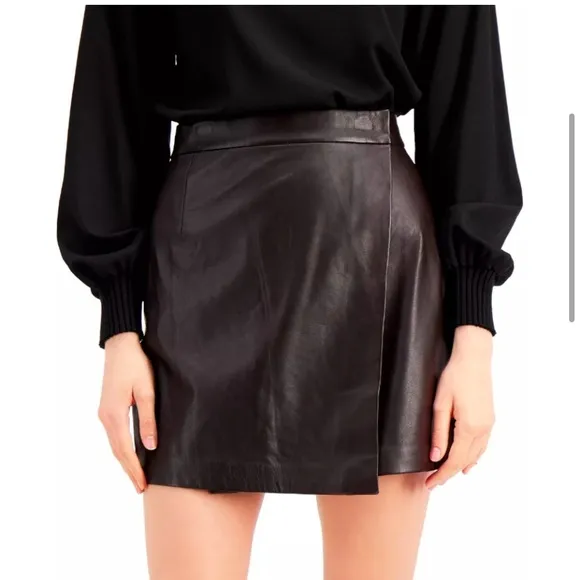 New FRENCH CONNECTION Abri Mini Leather Wrap Skirt Brown Asymmetrical size 4