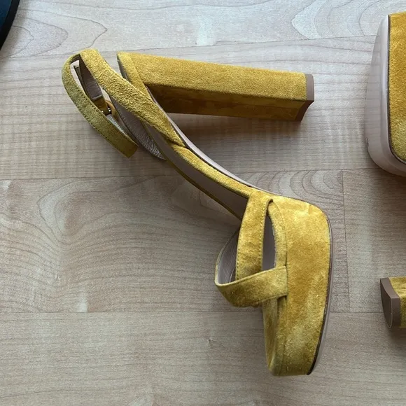 New GIANVITO ROSSI Poppy Suede Platform Sandals (Mismate Size 38.5 &amp; 38 EU)