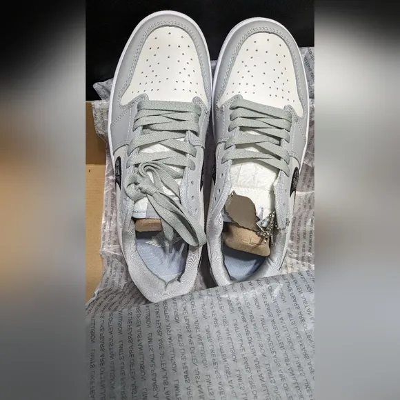 New Jumpman Lows Gray DesignerLeather Nike Shoes w/Box  , 9.5, 10