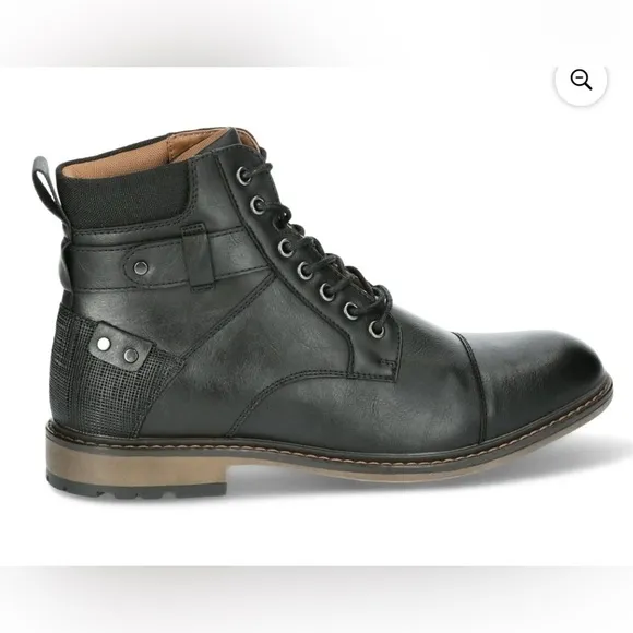 New mens boots size 11.0 black color