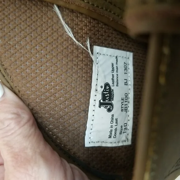 NEW Mens Justin Boots Size 13