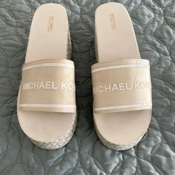 NEW Michael Michael Kors White Tall Logo Monogram Platform Slide Sandals size 10
