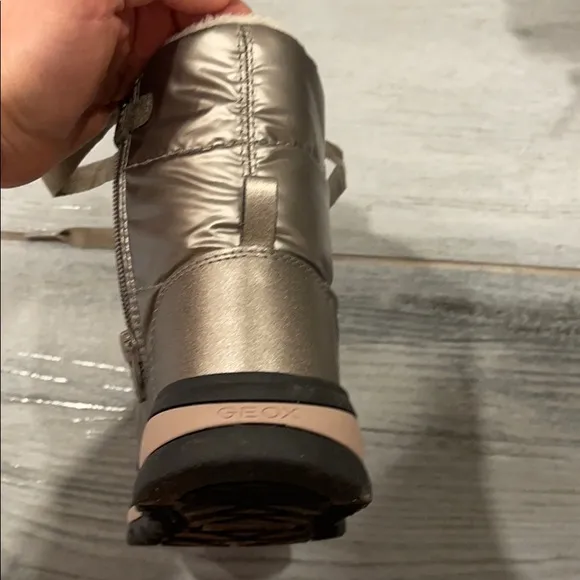 New no box Geox kids boots size US13