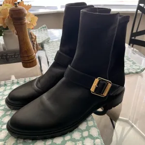 New Stuart weitzman