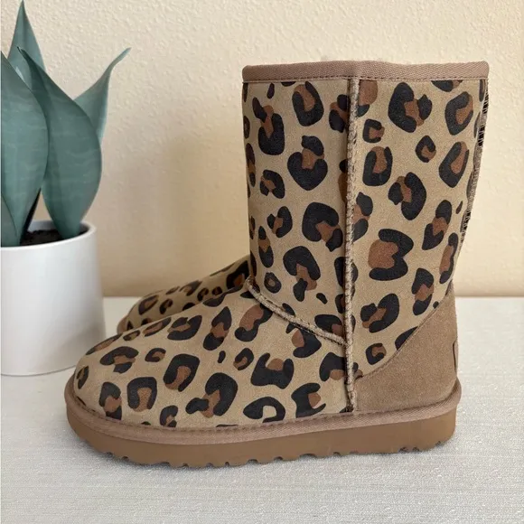 New UGG Plush Tan Leopard Print Leather Kids Boots Girls 5