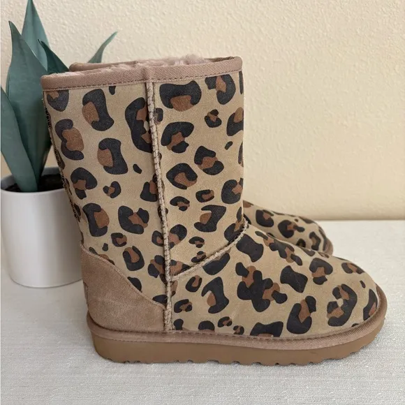 New UGG Plush Tan Leopard Print Leather Kids Boots Girls 5