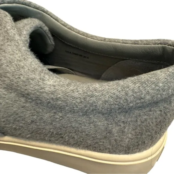 New! Vince Blair Lace Low-Top Sneakers