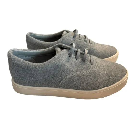 New! Vince Blair Lace Low-Top Sneakers