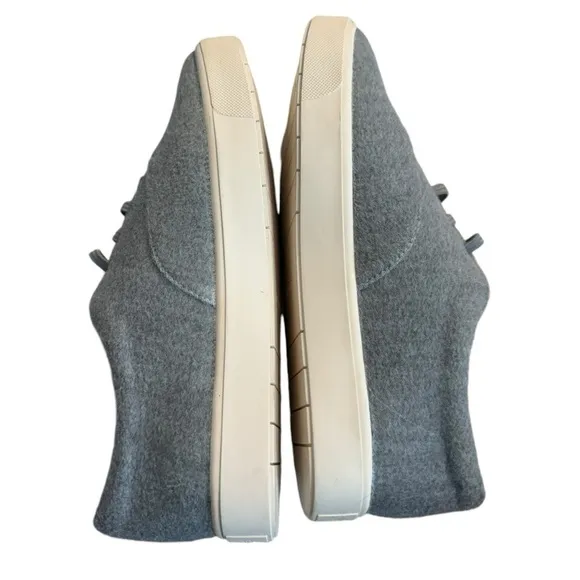 New! Vince Blair Lace Low-Top Sneakers
