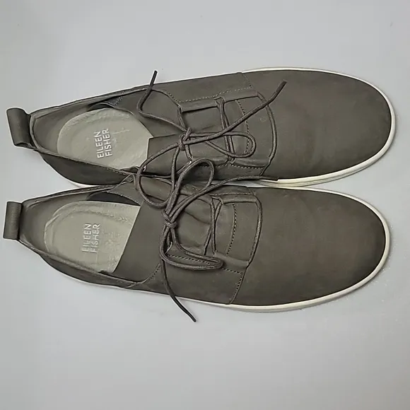 New without box Kipling tumbled nubuck Eileen Fisher tan shoes size 9.5