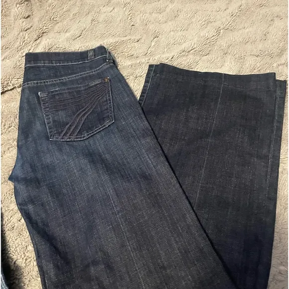 New without tags. Super cute!!