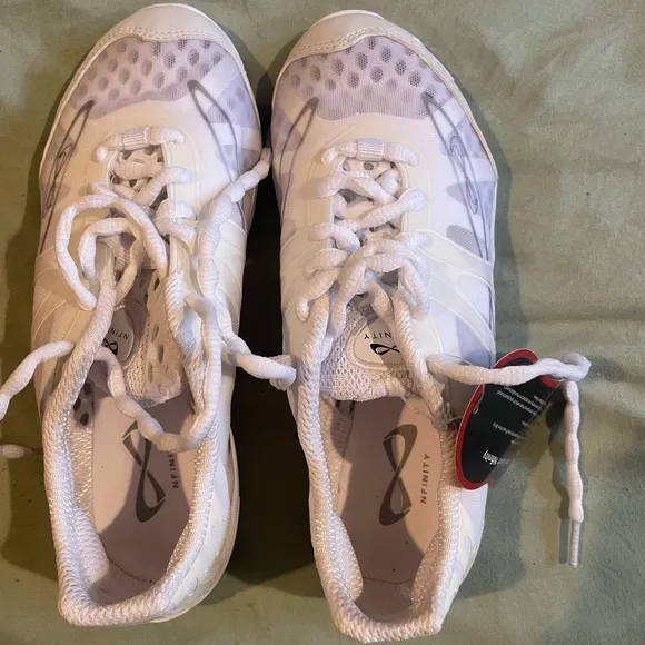 Nfinity White Kids Shoes