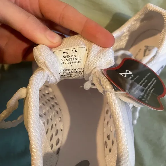 Nfinity White Kids Shoes