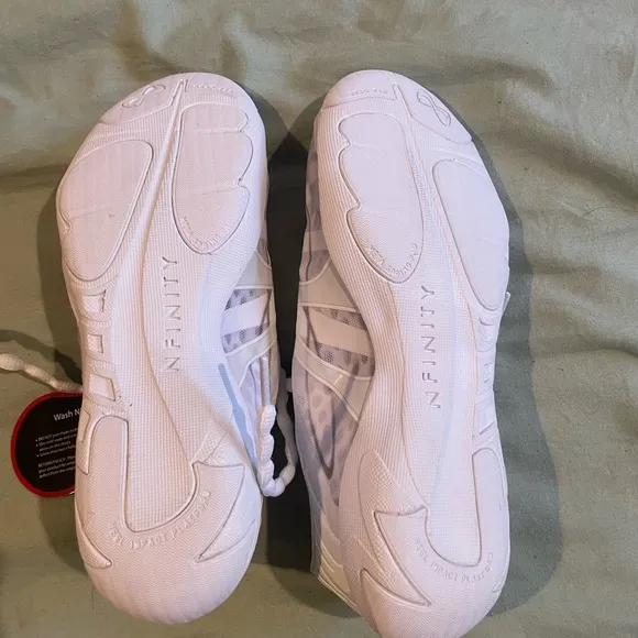 Nfinity White Kids Shoes