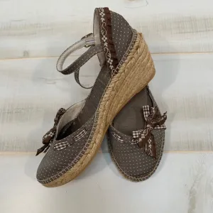 NIB Toni Pons Brown Wedge Sandals 8