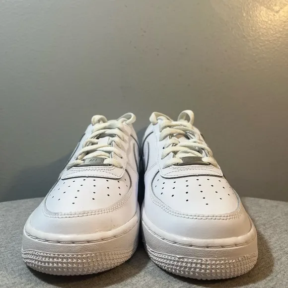 Nike Air Force 1 LE GS 'Triple White' Size 6Y/Women's Size 7.5 DH2920 111