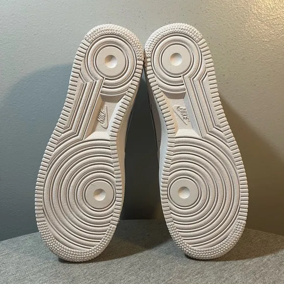 Nike Air Force 1 LE GS 'Triple White' Size 6Y/Women's Size 7.5 DH2920 111