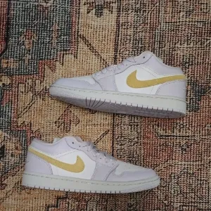 Nike Air JORDAN LO BARELY GRAPR
