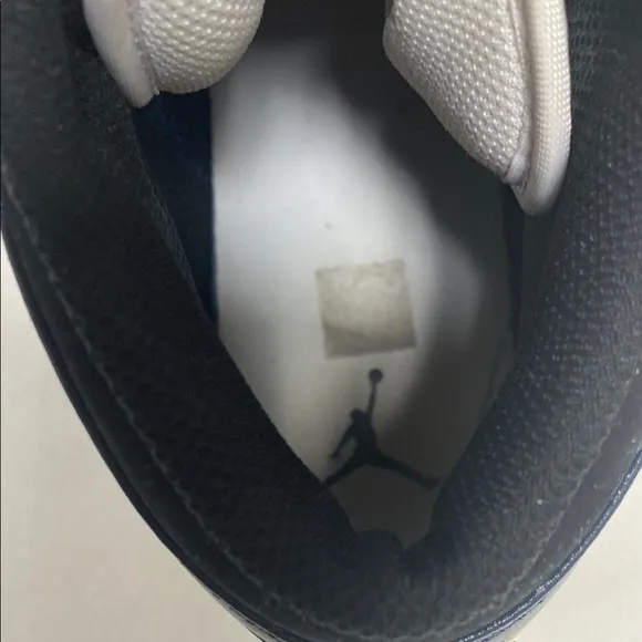 Nike, Air Jordan, navy/white, Athletic Shoes Youth size 6, high top