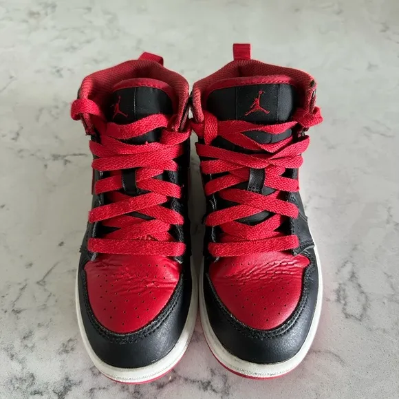 Nike air Jordan retro 1 mid casual shoes
