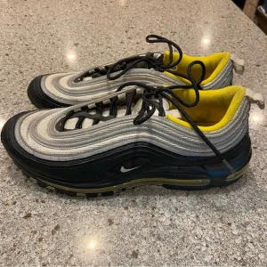 Nike Air Max 97 Steelers Black and Yellow Men's Size 12 Sneakers