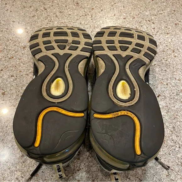 Nike Air Max 97 Steelers Black and Yellow Men's Size 12 Sneakers