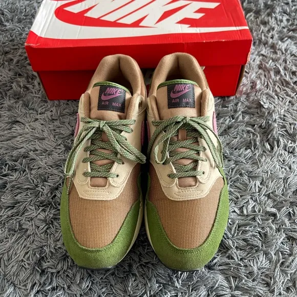 Nike Air Max Green and Tan Men's Shoes