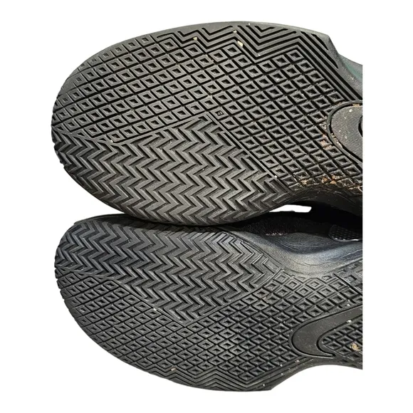 NIKE AIR MAX INFURIATE Men's 10 Mid Black Anthracite Camo Basketball Shoes